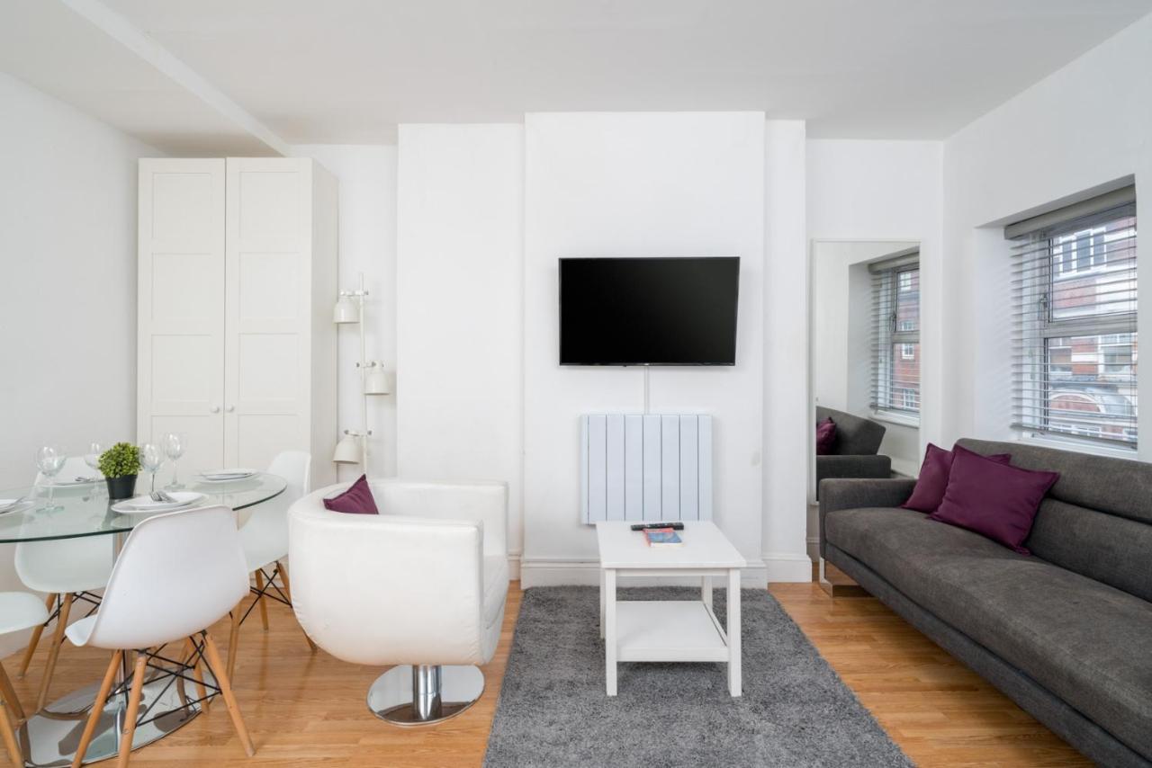 Soho & Covent Garden Apartment, Sleeps 3 Londra Dış mekan fotoğraf